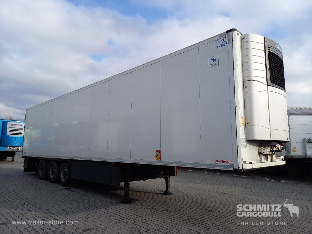 SCHMITZ Auflieger Tiefkühler Standard Double deck - Izoterminis puspriekabė: foto 1 SCHMITZ Auflieger Tiefkühler Standard Double deck - Izoterminis puspriekabė: foto 1