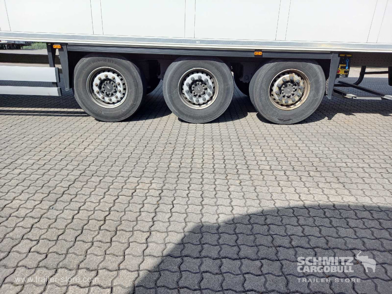 SCHMITZ Auflieger Tiefkühler Standard Double deck - Izoterminis puspriekabė: foto 2 SCHMITZ Auflieger Tiefkühler Standard Double deck - Izoterminis puspriekabė: foto 2