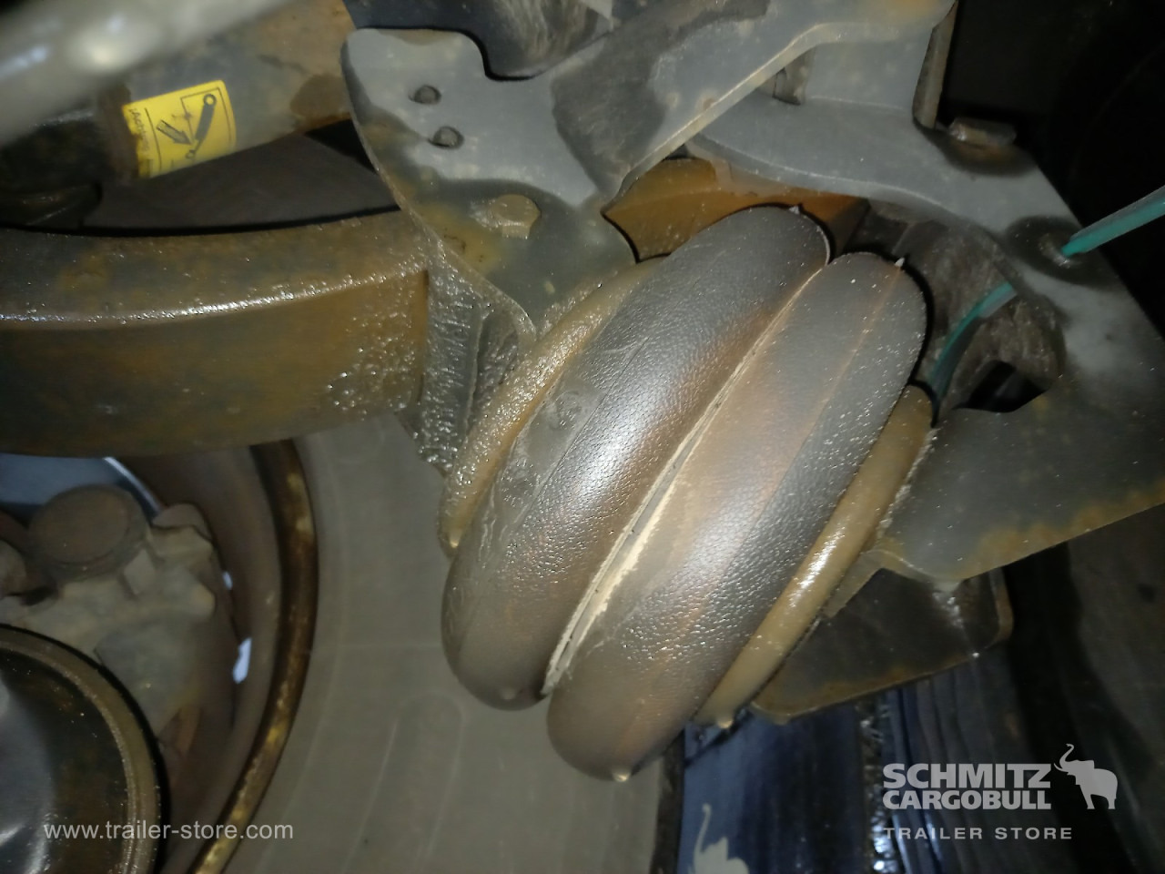 SCHMITZ Auflieger Tiefkühler Standard Double deck - Izoterminis puspriekabė: foto 4 SCHMITZ Auflieger Tiefkühler Standard Double deck - Izoterminis puspriekabė: foto 4