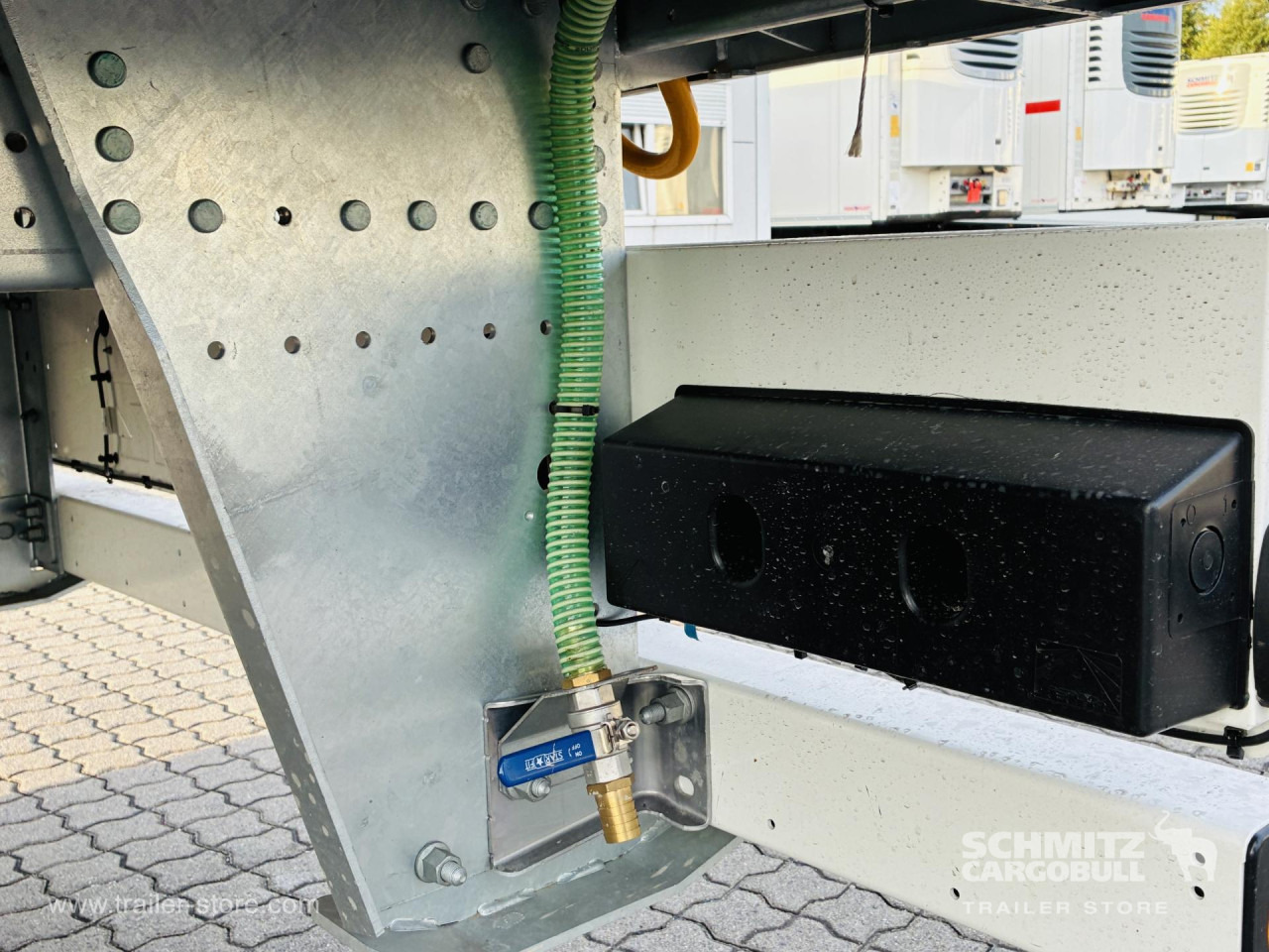 SCHMITZ Auflieger Tiefkühler Standard Double deck - Izoterminis puspriekabė: foto 5 SCHMITZ Auflieger Tiefkühler Standard Double deck - Izoterminis puspriekabė: foto 5