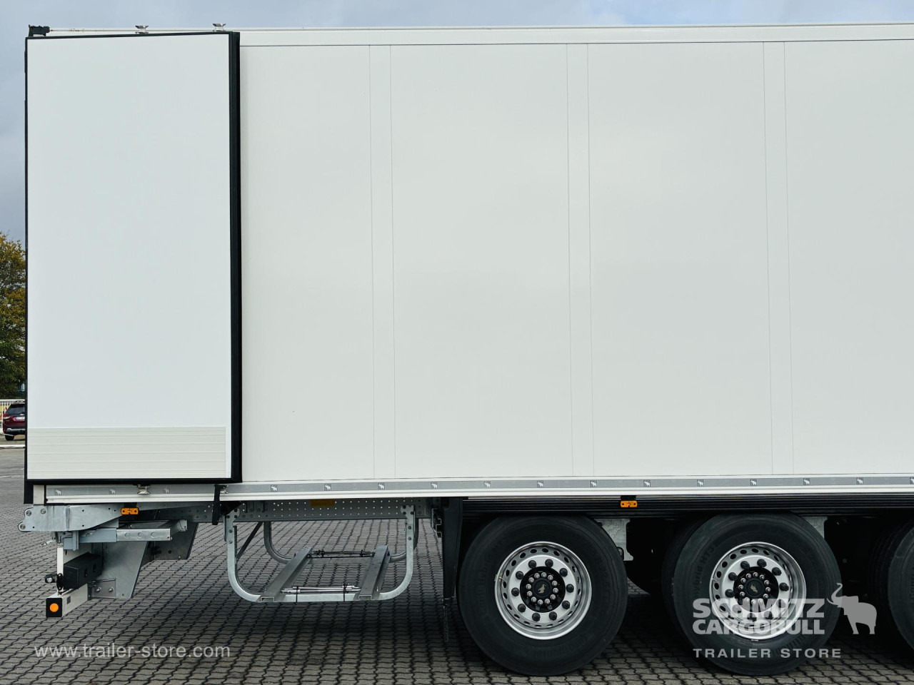 SCHMITZ Auflieger Tiefkühler Standard Double deck - Izoterminis puspriekabė: foto 3 SCHMITZ Auflieger Tiefkühler Standard Double deck - Izoterminis puspriekabė: foto 3