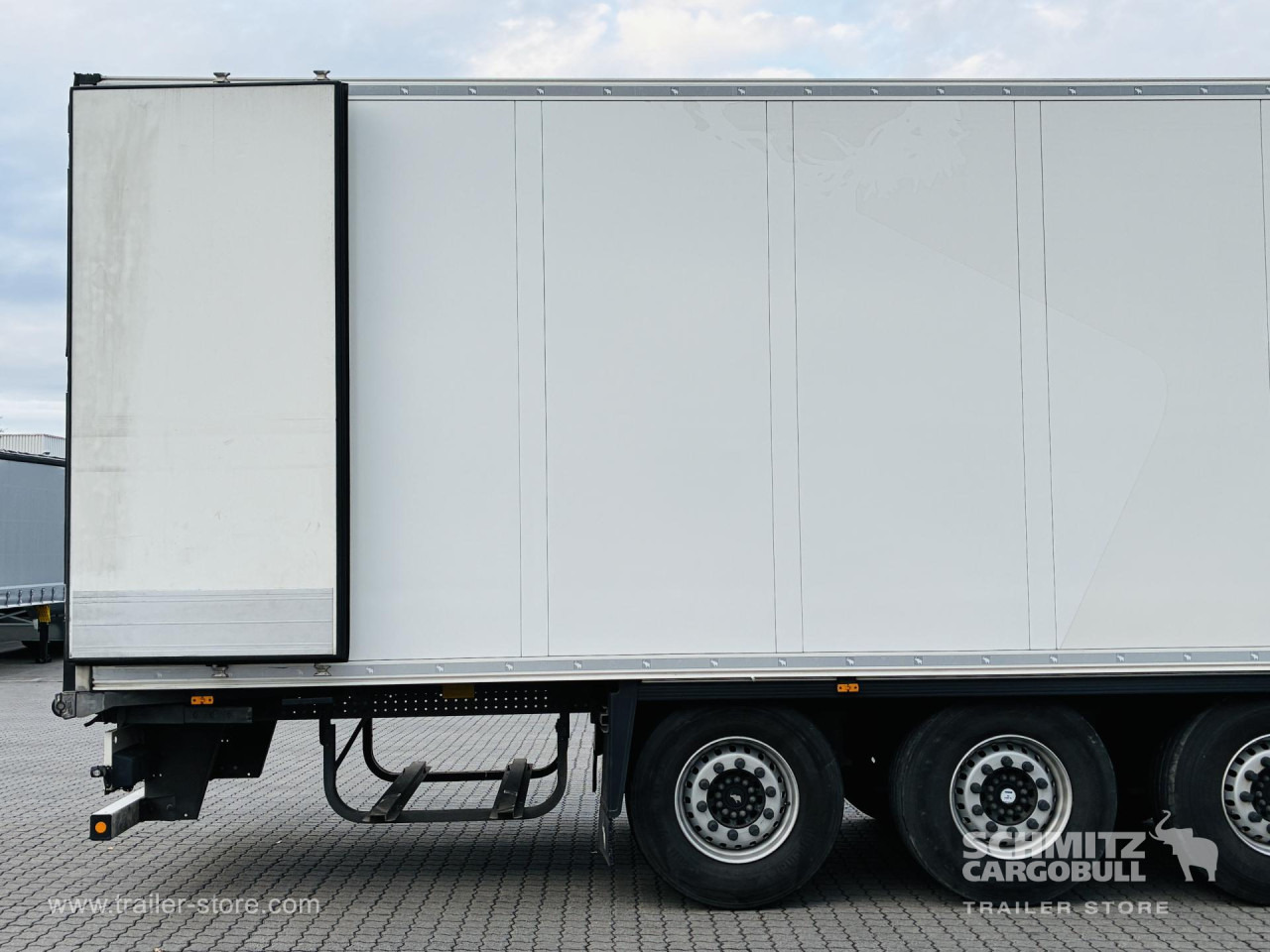 SCHMITZ Auflieger Tiefkühler Standard Double deck - Izoterminis puspriekabė: foto 3 SCHMITZ Auflieger Tiefkühler Standard Double deck - Izoterminis puspriekabė: foto 3