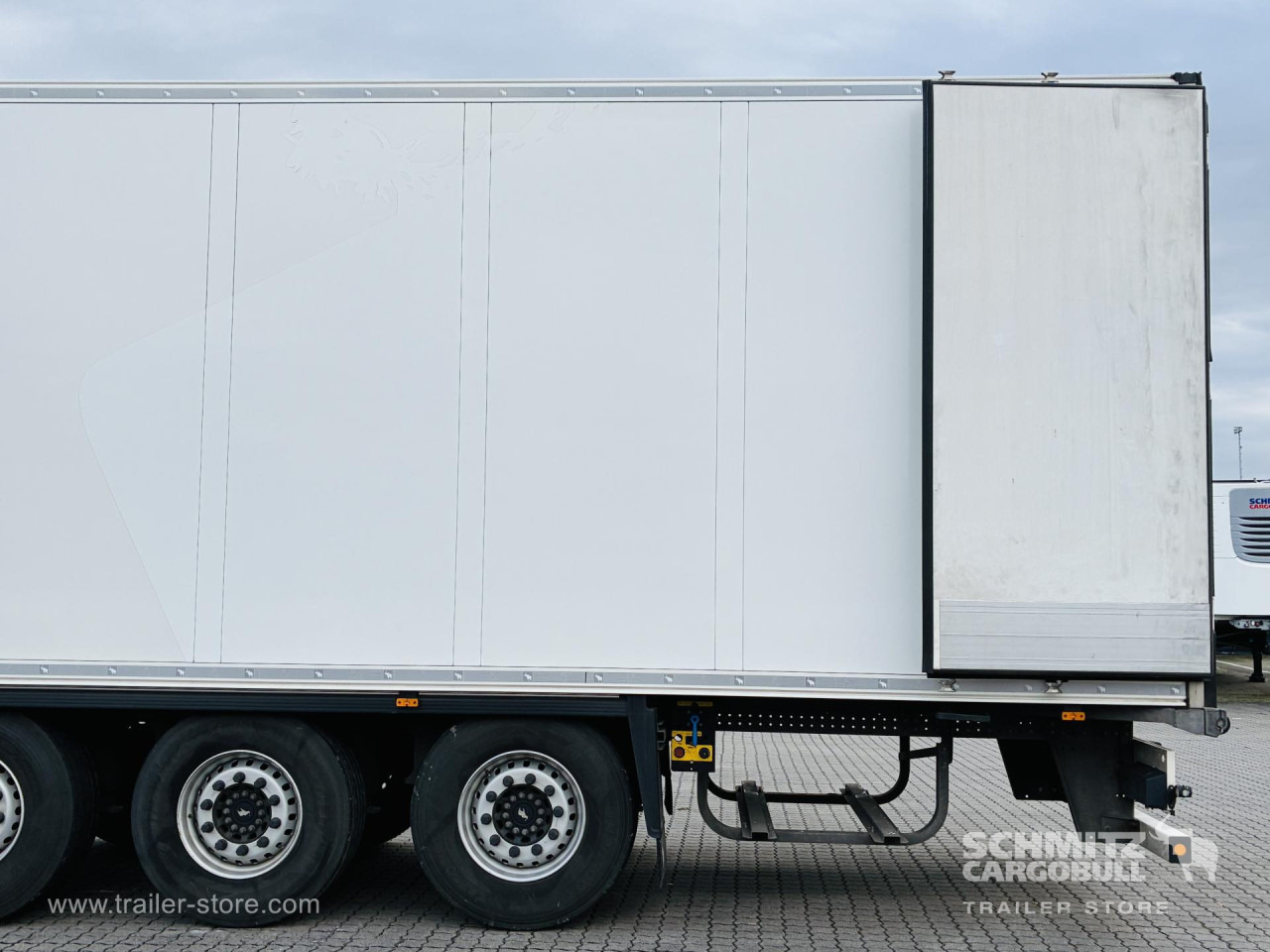 SCHMITZ Auflieger Tiefkühler Standard Double deck - Izoterminis puspriekabė: foto 4 SCHMITZ Auflieger Tiefkühler Standard Double deck - Izoterminis puspriekabė: foto 4