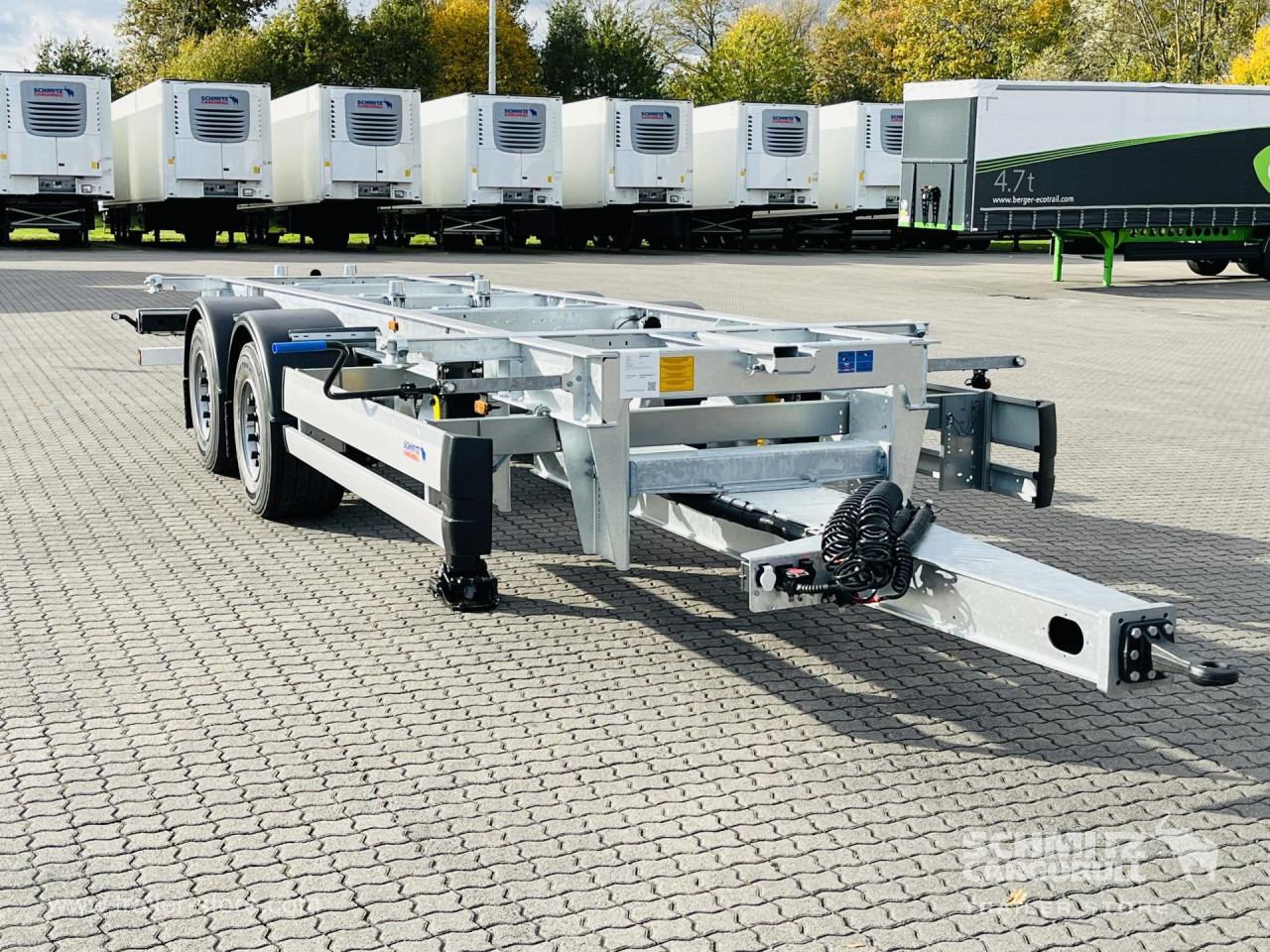 SCHMITZ Zentralachsanhänger Wechselfahrgestell - Konteineris-vežimus/ Sukeisti kūną priekaba: foto 1 SCHMITZ Zentralachsanhänger Wechselfahrgestell - Konteineris-vežimus/ Sukeisti kūną priekaba: foto 1