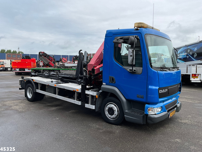 DAF FA 45 LF 180 HMF 7 Tonmeter laadkraan - Hook-lift sunkvežimis, Sunkvežimis su kranu: foto 3 DAF FA 45 LF 180 HMF 7 Tonmeter laadkraan - Hook-lift sunkvežimis, Sunkvežimis su kranu: foto 3