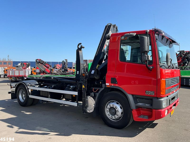 DAF FA 75.290 ATI Hiab 11 Tonmeter laadkraan Just 84.508 km! - Hook-lift sunkvežimis, Sunkvežimis su kranu: foto 4 DAF FA 75.290 ATI Hiab 11 Tonmeter laadkraan Just 84.508 km! - Hook-lift sunkvežimis, Sunkvežimis su kranu: foto 4