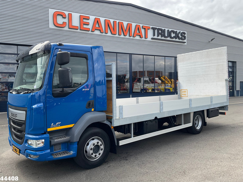 DAF FA LF 250 Euro 6 Autotransporter met laadklep - Autovežis sunkvežimis: foto 1 DAF FA LF 250 Euro 6 Autotransporter met laadklep - Autovežis sunkvežimis: foto 1