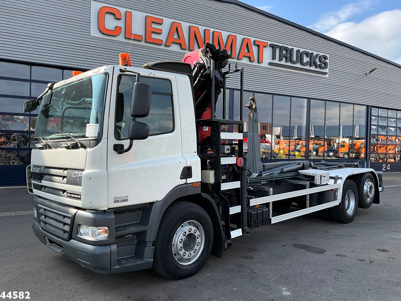 DAF FAN 85 CF 360 HMF 20 Tonmeter laadkraan - Hook-lift sunkvežimis, Sunkvežimis su kranu: foto 2 DAF FAN 85 CF 360 HMF 20 Tonmeter laadkraan - Hook-lift sunkvežimis, Sunkvežimis su kranu: foto 2