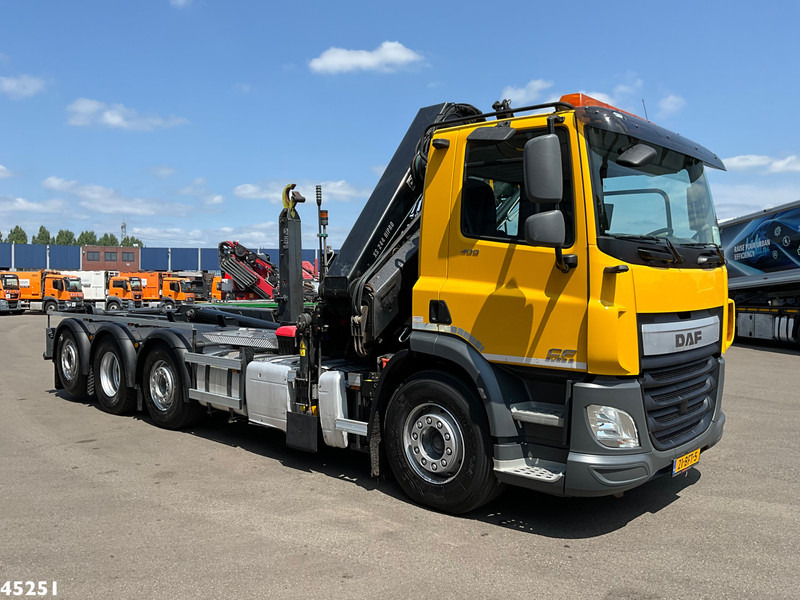 DAF FAQ СF 400 8x2 Euro 6 Hiab 24 Tonmeter laadkraan Just 147.273 km! - Hook-lift sunkvežimis, Sunkvežimis su kranu: foto 3 DAF FAQ СF 400 8x2 Euro 6 Hiab 24 Tonmeter laadkraan Just 147.273 km! - Hook-lift sunkvežimis, Sunkvežimis su kranu: foto 3