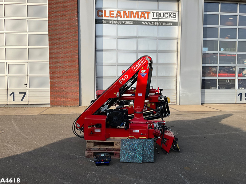 FASSI DEMO 4 Tonmeter laadkraan Laadkraan - Kranas-manipuliatorius: foto 1 FASSI DEMO 4 Tonmeter laadkraan Laadkraan - Kranas-manipuliatorius: foto 1