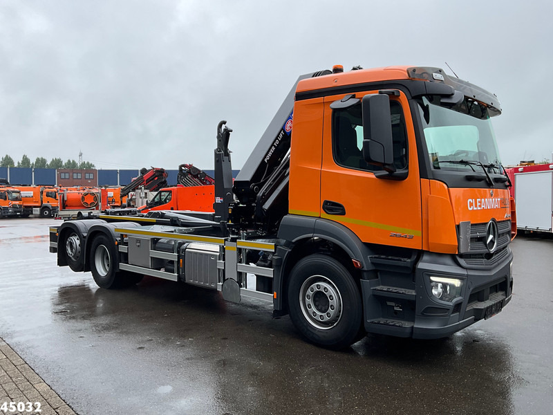 Mercedes-Benz ACTROS 2543 HMF 23 Tonmeter laadkraan - Hook-lift sunkvežimis: foto 5 Mercedes-Benz ACTROS 2543 HMF 23 Tonmeter laadkraan - Hook-lift sunkvežimis: foto 5