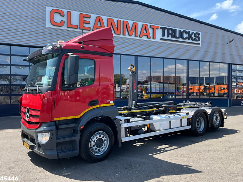 Mercedes-Benz Antos 2543 Euro 6 Multilift 26 Ton haakarmsysteem - Hook-lift sunkvežimis: foto 2 Mercedes-Benz Antos 2543 Euro 6 Multilift 26 Ton haakarmsysteem - Hook-lift sunkvežimis: foto 2