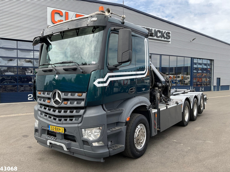 Mercedes-Benz Arocs 3251 8x4 Euro 6 Hiab 28 Tonmeter laadkraan - Hook-lift sunkvežimis, Sunkvežimis su kranu: foto 2 Mercedes-Benz Arocs 3251 8x4 Euro 6 Hiab 28 Tonmeter laadkraan - Hook-lift sunkvežimis, Sunkvežimis su kranu: foto 2