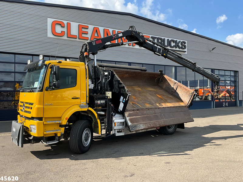 Mercedes-Benz Axor 2124 AK 4x4 Hiab 12 Tonmeter laadkraan Just 208.719 km! - Savivartis sunkvežimis, Sunkvežimis su kranu: foto 2 Mercedes-Benz Axor 2124 AK 4x4 Hiab 12 Tonmeter laadkraan Just 208.719 km! - Savivartis sunkvežimis, Sunkvežimis su kranu: foto 2