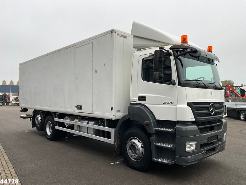 Mercedes-Benz Axor 2636 6x2 Dhollandia laadklep Just 265.901 km! - Furgonas sunkvežimis: foto 4 Mercedes-Benz Axor 2636 6x2 Dhollandia laadklep Just 265.901 km! - Furgonas sunkvežimis: foto 4
