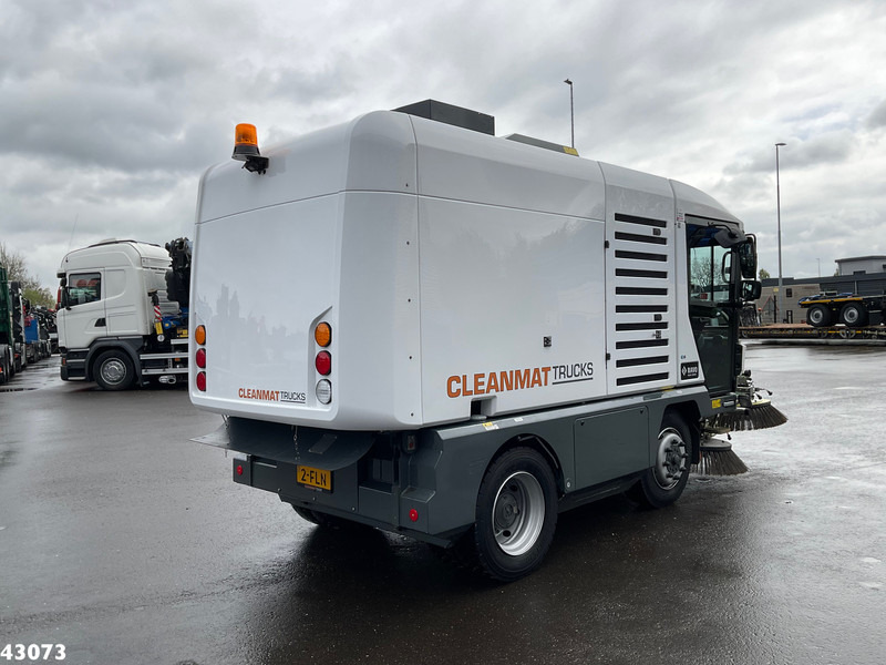 Ravo 540 STH Euro 6 with 3-rd brush - Gatvių šlavimo mašina: foto 5 Ravo 540 STH Euro 6 with 3-rd brush - Gatvių šlavimo mašina: foto 5