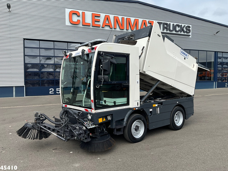Schmidt Cleango 500 Compact Euro 6 with 3-rd brush - Gatvių šlavimo mašina: foto 1 Schmidt Cleango 500 Compact Euro 6 with 3-rd brush - Gatvių šlavimo mašina: foto 1