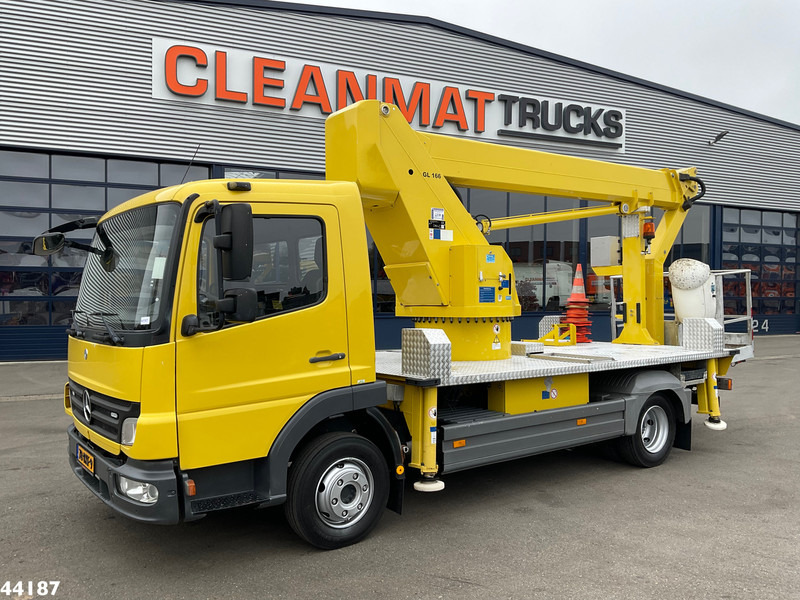Mercedes-Benz Atego 815 Wumag Elevant 17 meter hoogwerker Just 39.048 km! - Sunkvežimis: foto 3 Mercedes-Benz Atego 815 Wumag Elevant 17 meter hoogwerker Just 39.048 km! - Sunkvežimis: foto 3