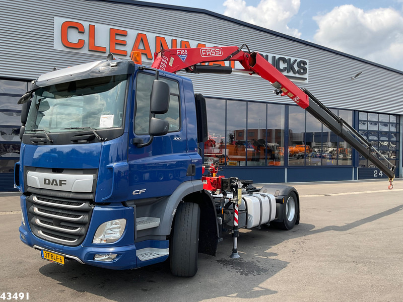 DAF FT CF 370 Euro 6 Fassi 15 Tonmeter laadkraan - Vilkikas: foto 1 DAF FT CF 370 Euro 6 Fassi 15 Tonmeter laadkraan - Vilkikas: foto 1