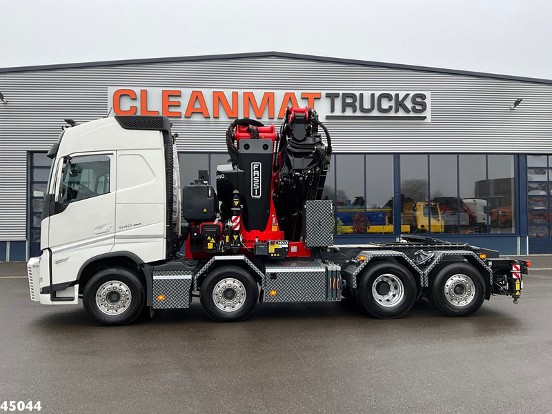 Volvo FH 540 8x2 Fassi 145 Tonmeter laadkraan + Fly-JIb Just 7.187 Km! Demo voertuig! - Sunkvežimis su kranu: foto 5 Volvo FH 540 8x2 Fassi 145 Tonmeter laadkraan + Fly-JIb Just 7.187 Km! Demo voertuig! - Sunkvežimis su kranu: foto 5