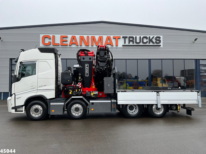 Volvo FH 540 8x2 Fassi 145 Tonmeter laadkraan + Fly-JIb Just 7.187 Km! Demo voertuig! - Sunkvežimis su kranu: foto 4 Volvo FH 540 8x2 Fassi 145 Tonmeter laadkraan + Fly-JIb Just 7.187 Km! Demo voertuig! - Sunkvežimis su kranu: foto 4