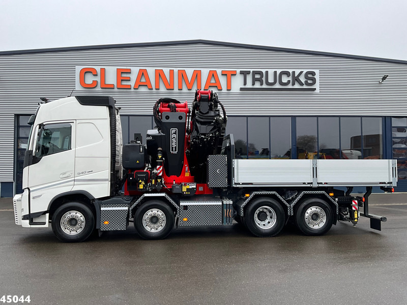 Volvo FH 540 8x2 Fassi 145 Tonmeter laadkraan + Fly-JIb Just 7.187 Km! Demo voertuig! - Sunkvežimis su kranu: foto 2 Volvo FH 540 8x2 Fassi 145 Tonmeter laadkraan + Fly-JIb Just 7.187 Km! Demo voertuig! - Sunkvežimis su kranu: foto 2