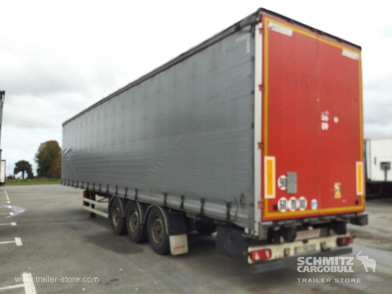 FRUEHAUF Curtainsider Standard - Tentinė puspriekabė: foto 3 FRUEHAUF Curtainsider Standard - Tentinė puspriekabė: foto 3