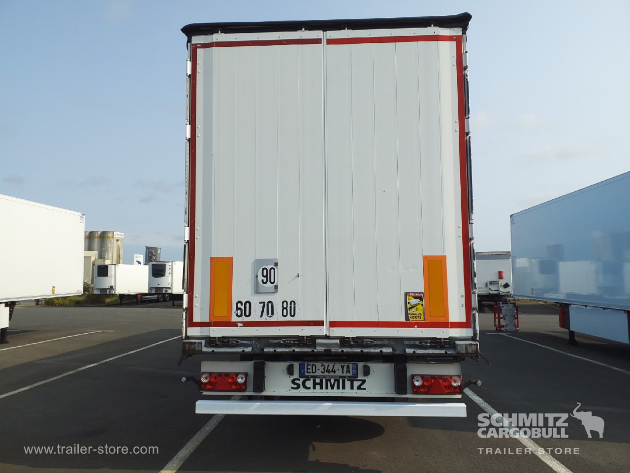SCHMITZ Curtainsider Standard - Tentinė puspriekabė: foto 4 SCHMITZ Curtainsider Standard - Tentinė puspriekabė: foto 4