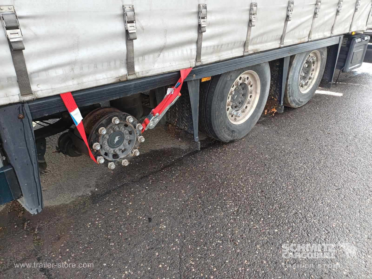 SCHMITZ Auflieger Curtainsider Mega - Tentinė puspriekabė: foto 3 SCHMITZ Auflieger Curtainsider Mega - Tentinė puspriekabė: foto 3