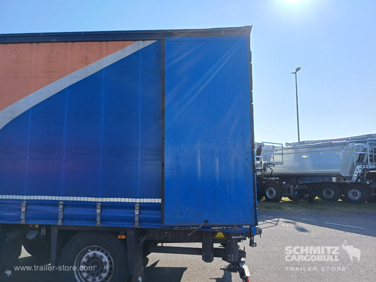 Tentinė puspriekabė SCHMITZ Auflieger Curtainsider Standard Forklift holder: foto 12