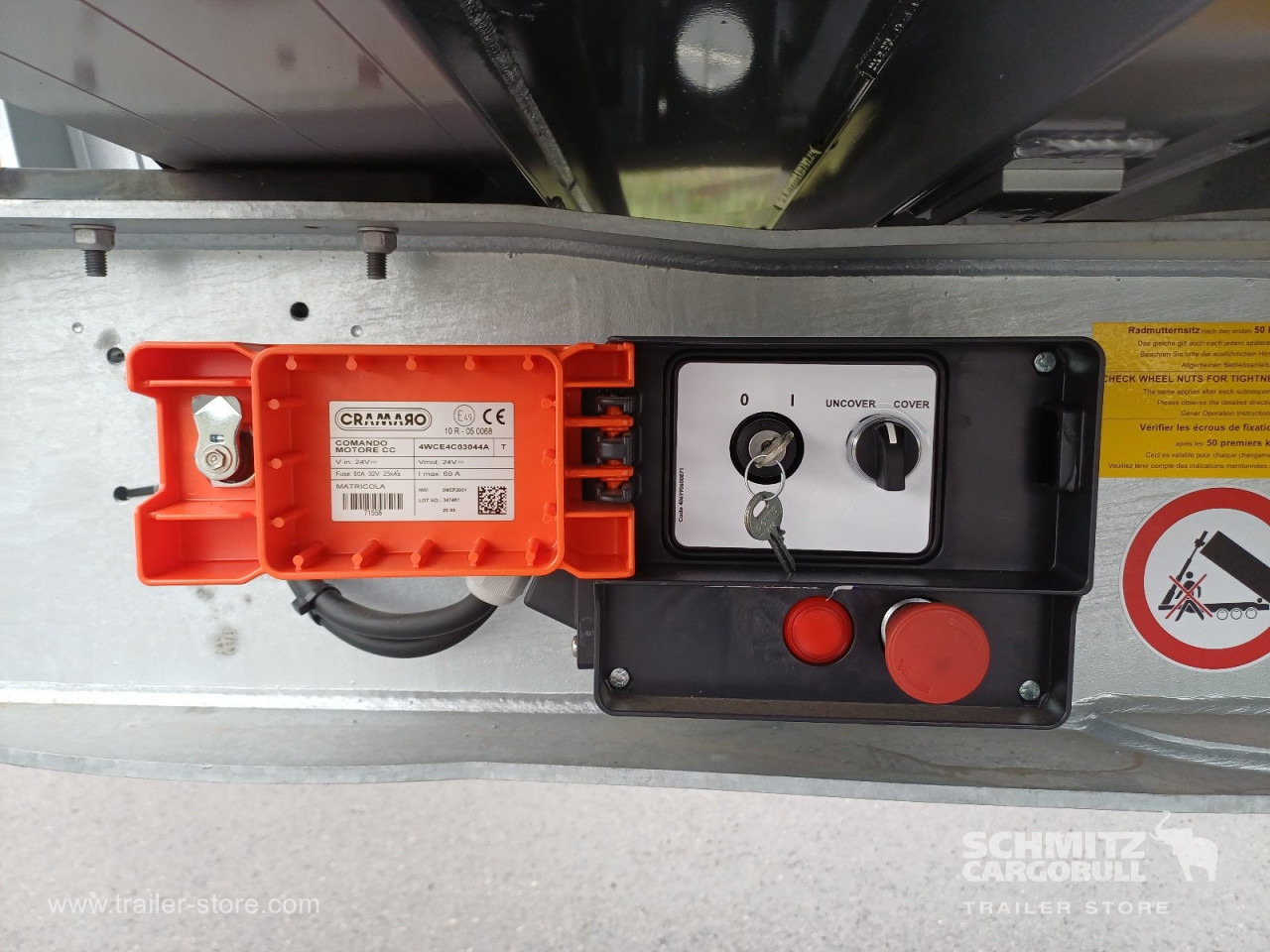 SCHMITZ Auflieger Kipper Alukastenmulde 29m³ - Savivartis puspriekabė: foto 2 SCHMITZ Auflieger Kipper Alukastenmulde 29m³ - Savivartis puspriekabė: foto 2