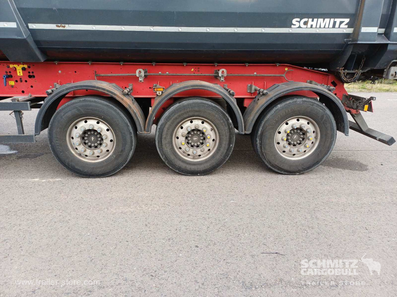 SCHMITZ Auflieger Kipper Stahlrundmulde 51m³ - Savivartis puspriekabė: foto 2 SCHMITZ Auflieger Kipper Stahlrundmulde 51m³ - Savivartis puspriekabė: foto 2