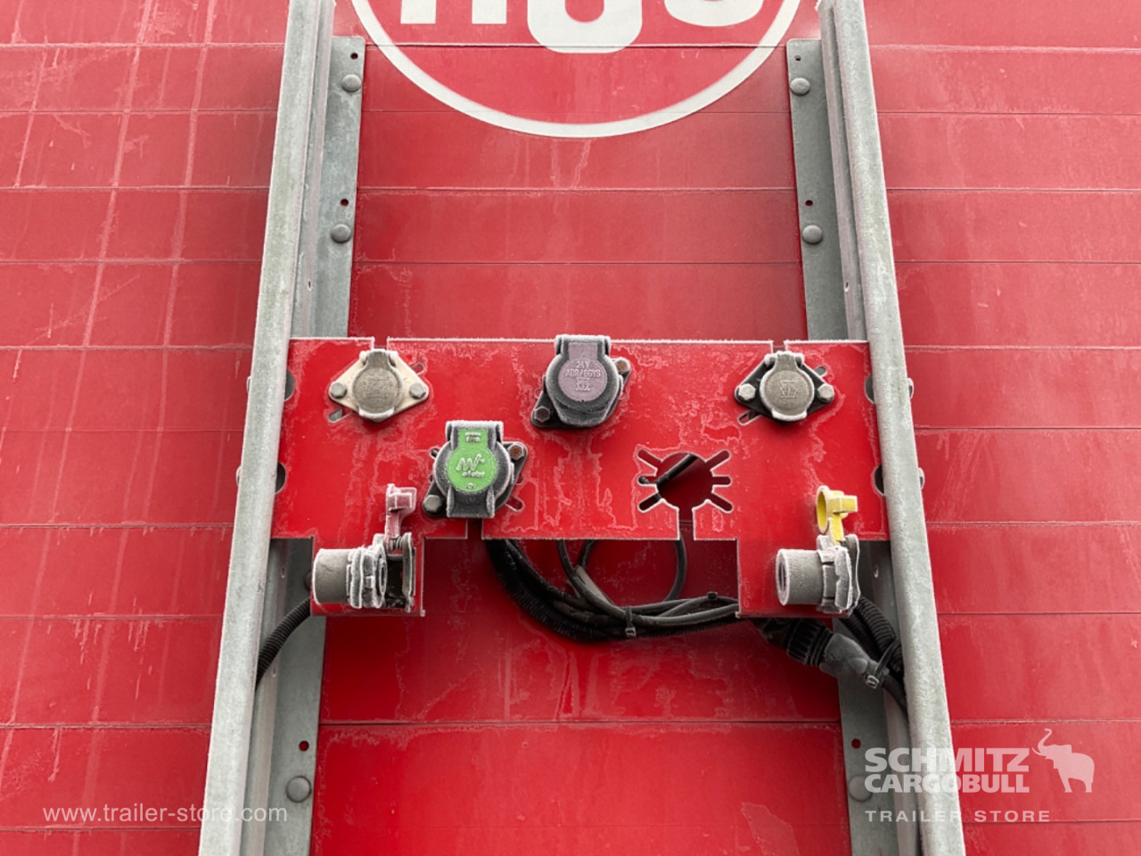Curtainsider Standard Forklift holder - Tentinė puspriekabė: foto 4 Curtainsider Standard Forklift holder - Tentinė puspriekabė: foto 4