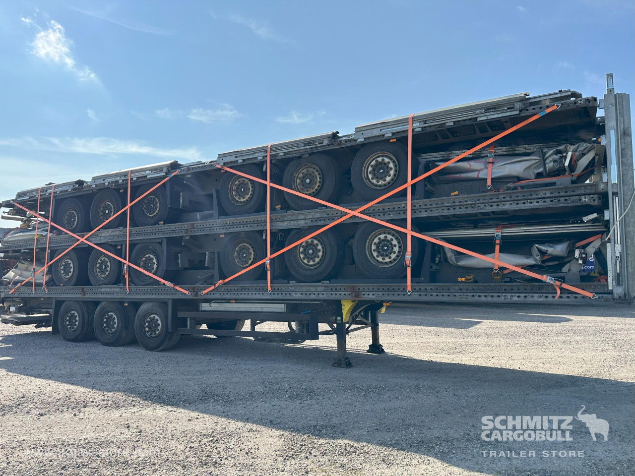 SCHMITZ Curtainsider Standard - Tentinė puspriekabė: foto 4 SCHMITZ Curtainsider Standard - Tentinė puspriekabė: foto 4