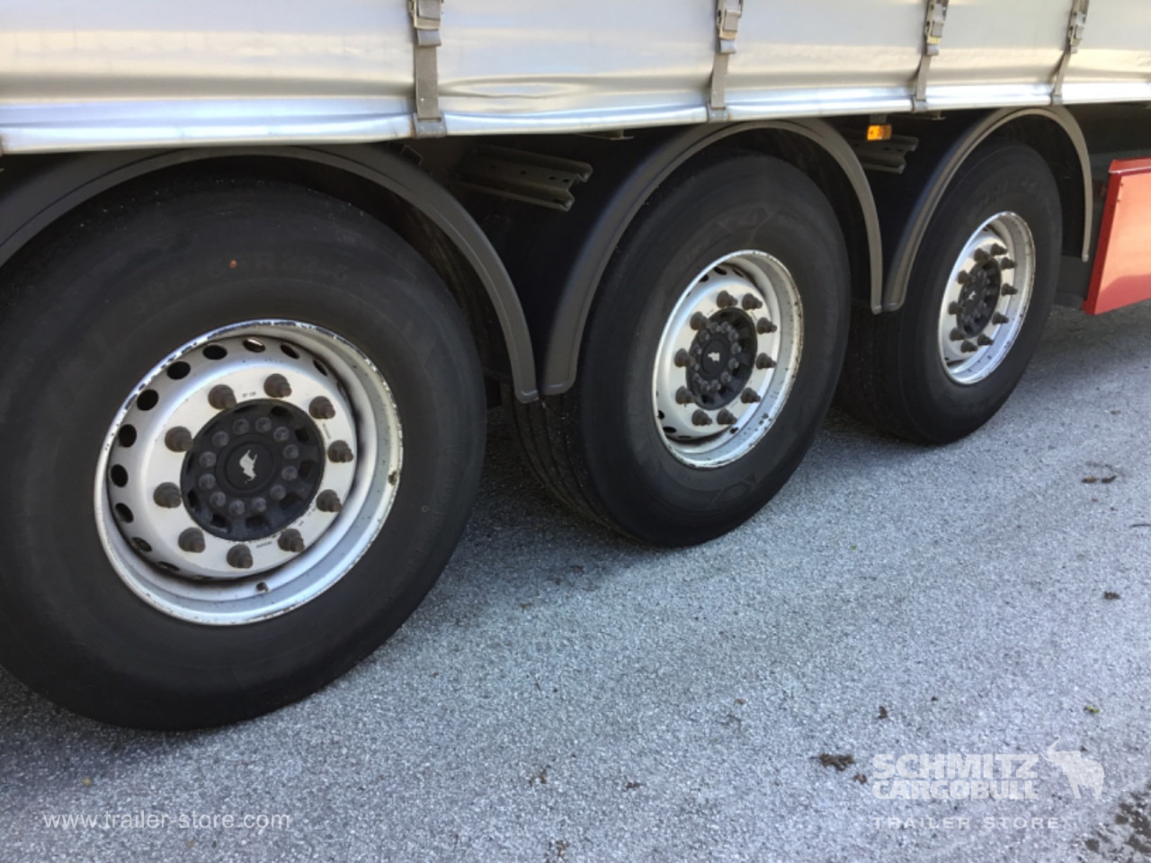 SCHMITZ Curtainsider Standard , Folding wall right - Tentinė puspriekabė: foto 2 SCHMITZ Curtainsider Standard , Folding wall right - Tentinė puspriekabė: foto 2