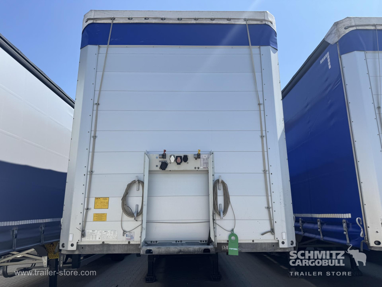 SCHMITZ Curtainsider Standard - Tentinė puspriekabė: foto 4 SCHMITZ Curtainsider Standard - Tentinė puspriekabė: foto 4