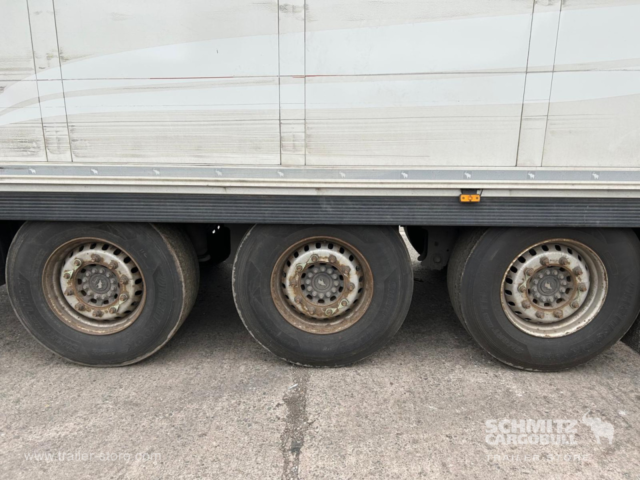 SCHMITZ Reefer Standard - Izoterminis puspriekabė: foto 3 SCHMITZ Reefer Standard - Izoterminis puspriekabė: foto 3