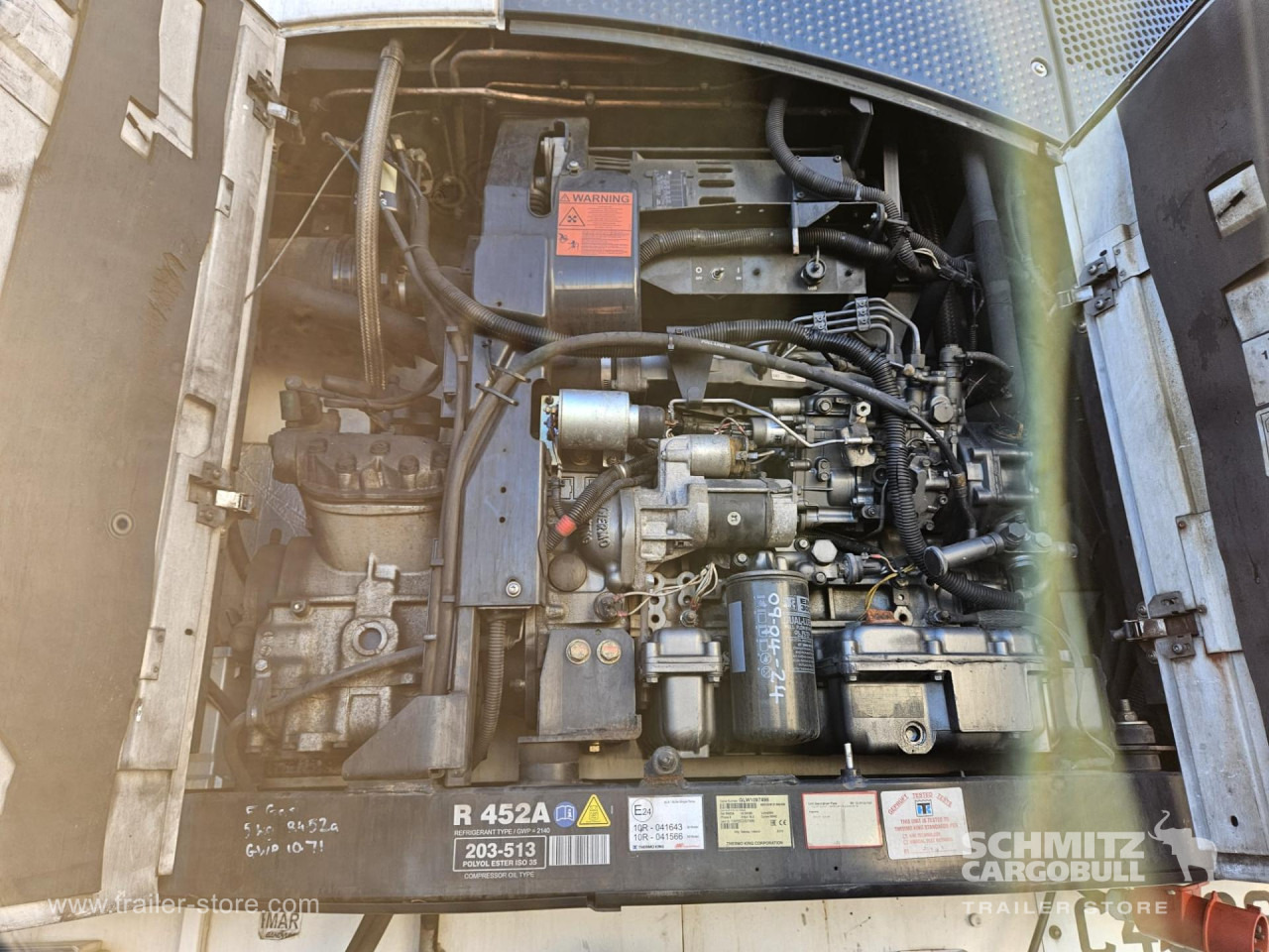 SCHMITZ Reefer Standard - Izoterminis puspriekabė: foto 2 SCHMITZ Reefer Standard - Izoterminis puspriekabė: foto 2