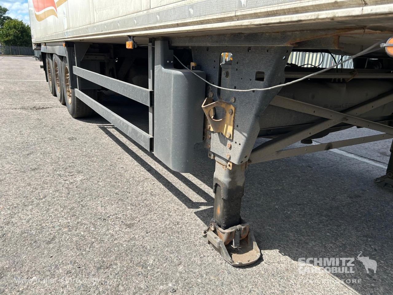 SCHMITZ Reefer Standard - Izoterminis puspriekabė: foto 3 SCHMITZ Reefer Standard - Izoterminis puspriekabė: foto 3