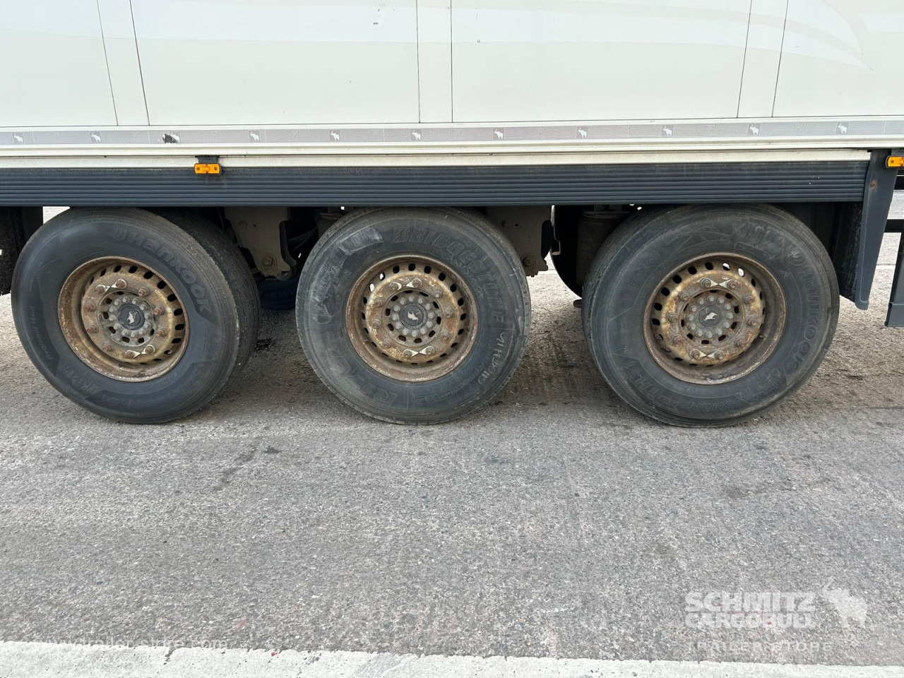 SCHMITZ Reefer Standard - Izoterminis puspriekabė: foto 4 SCHMITZ Reefer Standard - Izoterminis puspriekabė: foto 4