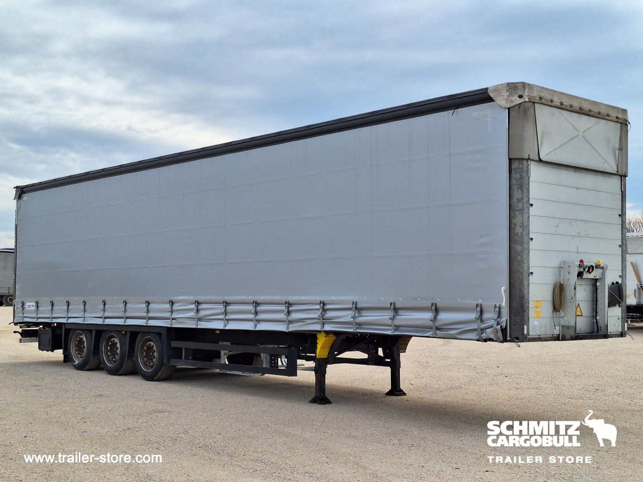 SCHMITZ Curtainsider Mega - Tentinė puspriekabė: foto 2 SCHMITZ Curtainsider Mega - Tentinė puspriekabė: foto 2