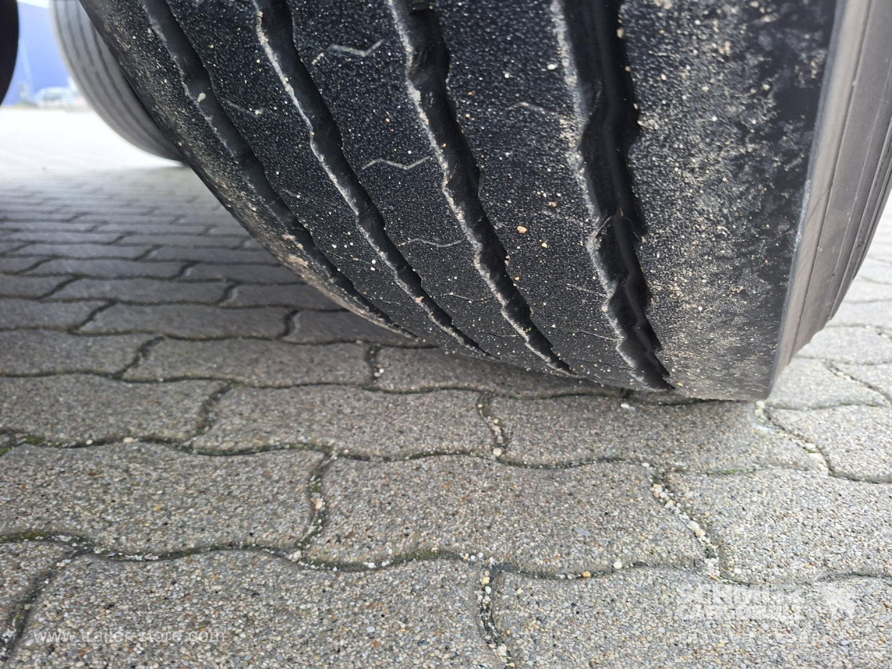 SCHMITZ Mélyhűtő koffer Multitemp - Izoterminis puspriekabė: foto 5 SCHMITZ Mélyhűtő koffer Multitemp - Izoterminis puspriekabė: foto 5