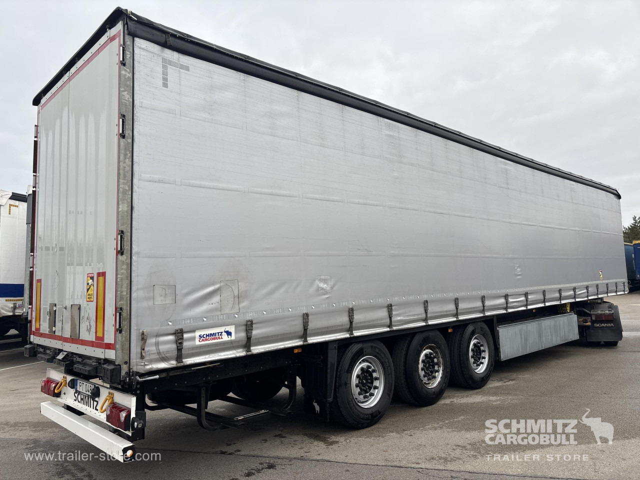 SCHMITZ Curtainsider Standard - Tentinė puspriekabė: foto 1 SCHMITZ Curtainsider Standard - Tentinė puspriekabė: foto 1