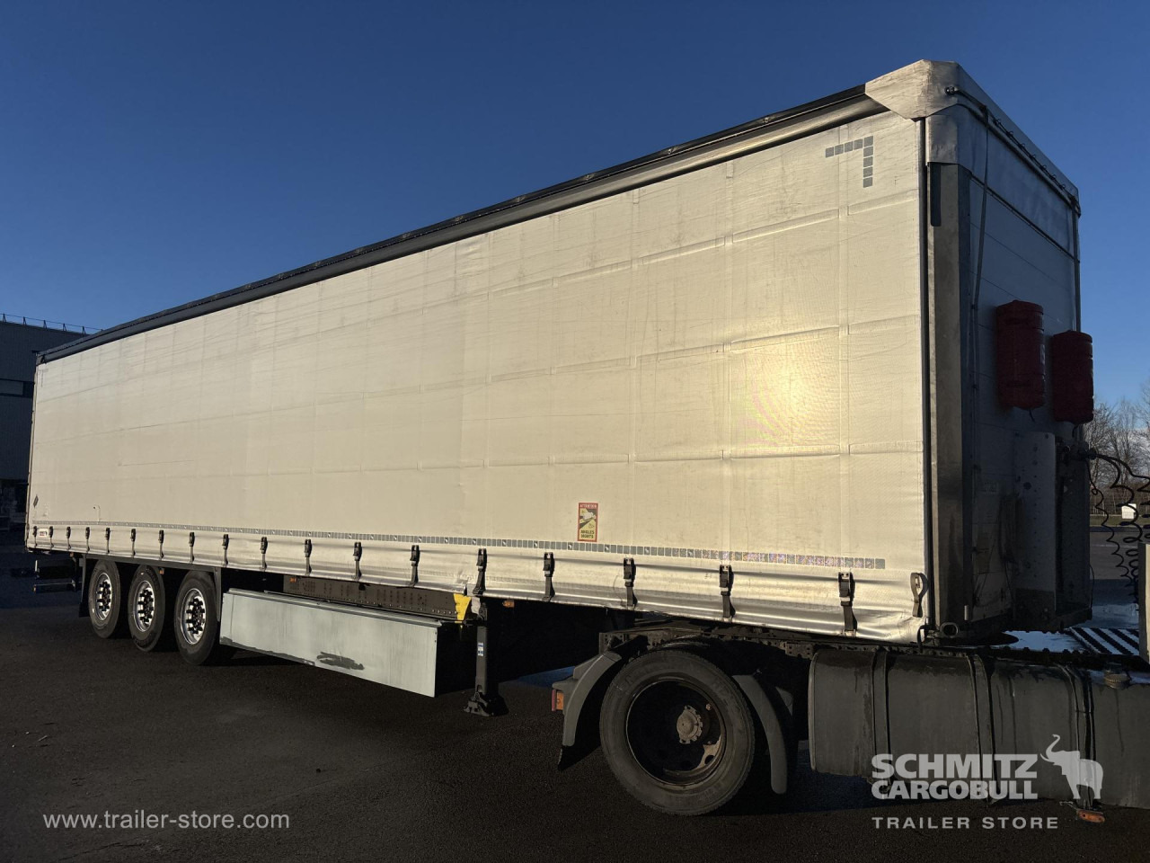 SCHMITZ Curtainsider Standard - Tentinė puspriekabė: foto 5 SCHMITZ Curtainsider Standard - Tentinė puspriekabė: foto 5