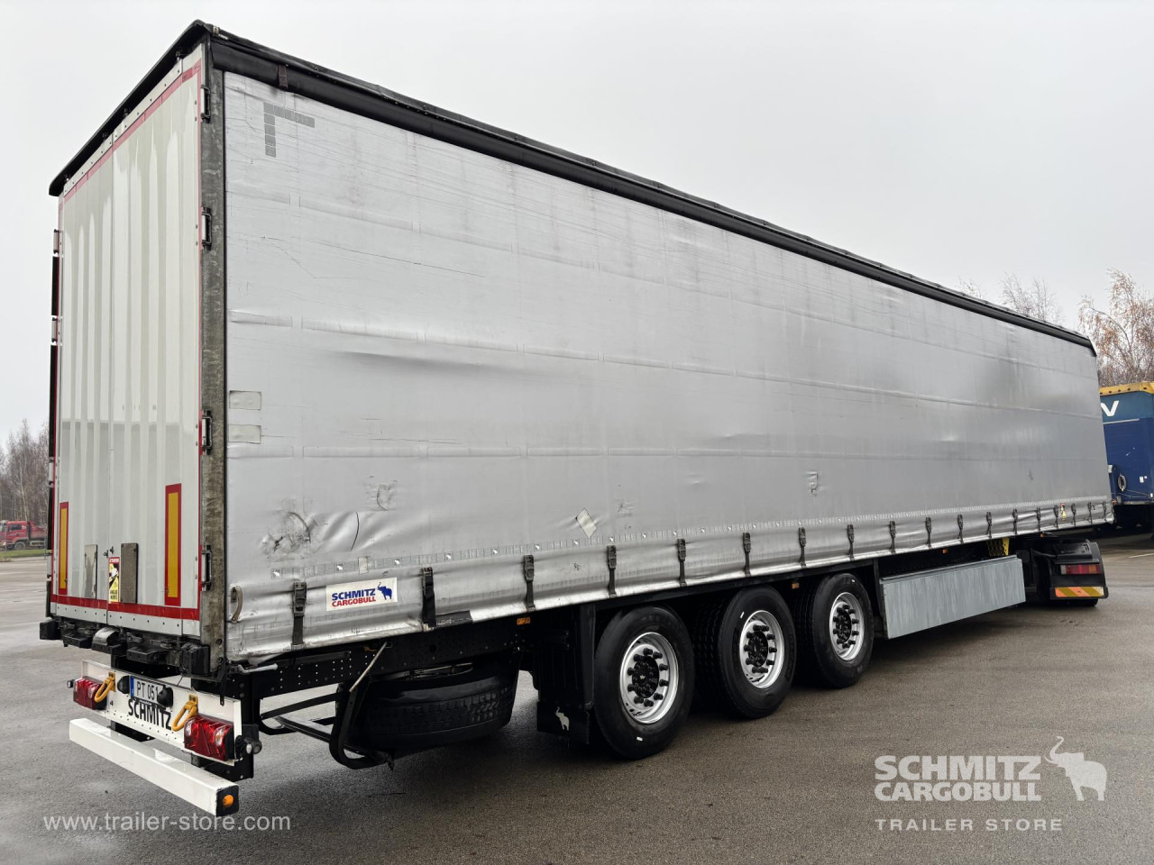 SCHMITZ Curtainsider Standard - Tentinė puspriekabė: foto 1 SCHMITZ Curtainsider Standard - Tentinė puspriekabė: foto 1