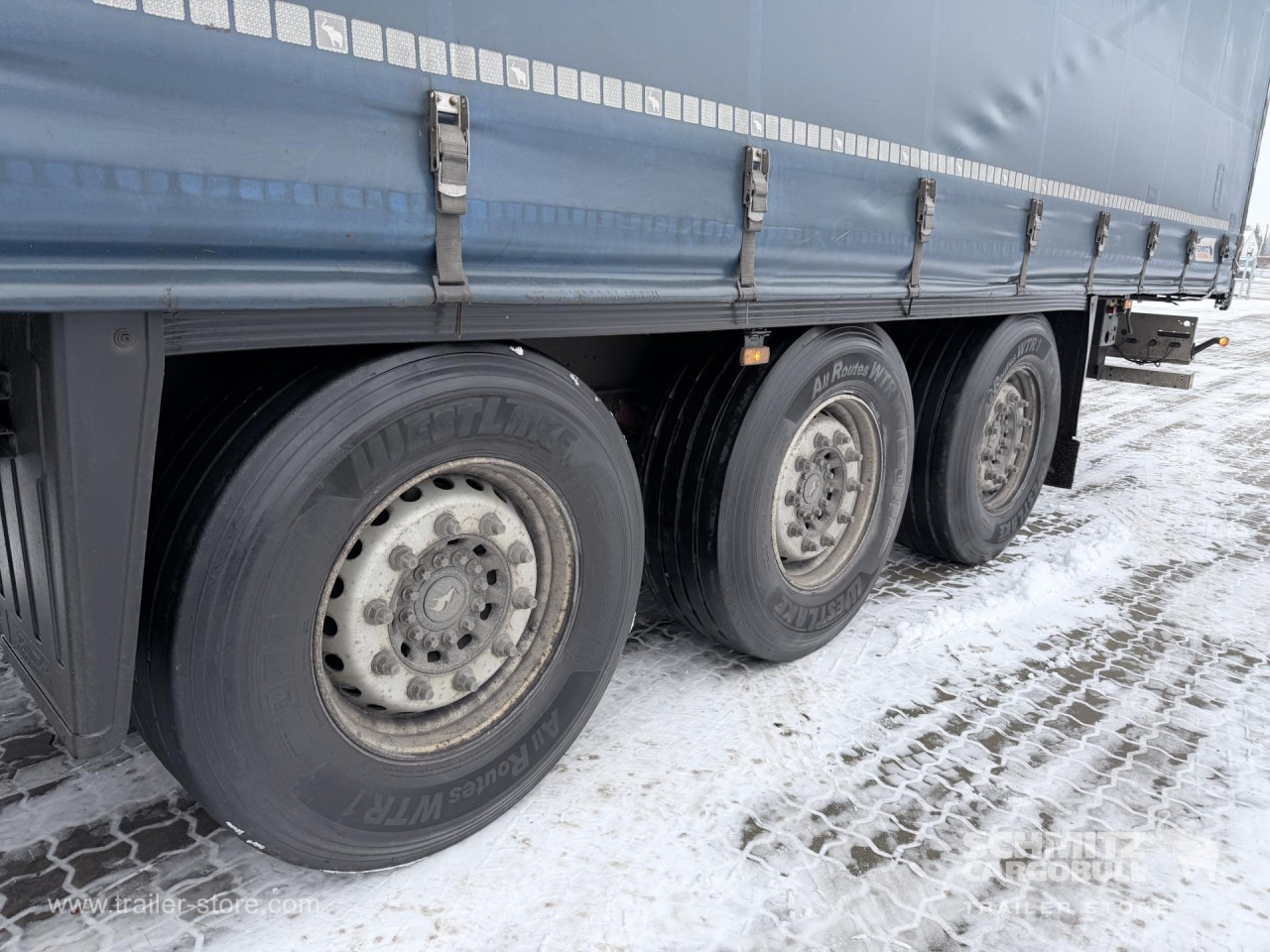 SCHMITZ Curtainsider Standard - Tentinė puspriekabė: foto 5 SCHMITZ Curtainsider Standard - Tentinė puspriekabė: foto 5