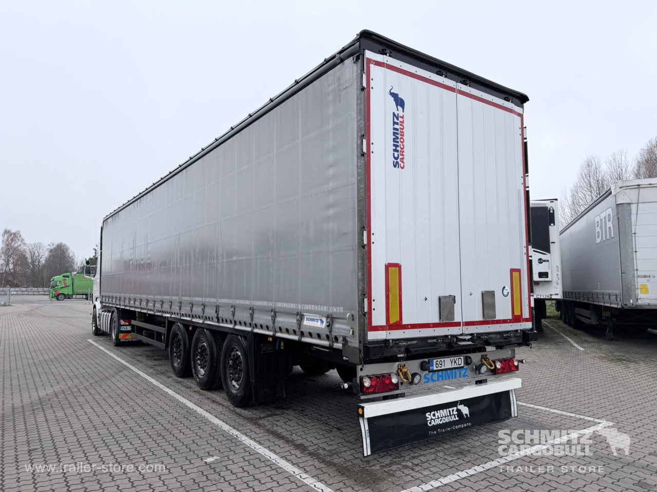 SCHMITZ Curtainsider Standard - Tentinė puspriekabė: foto 3 SCHMITZ Curtainsider Standard - Tentinė puspriekabė: foto 3