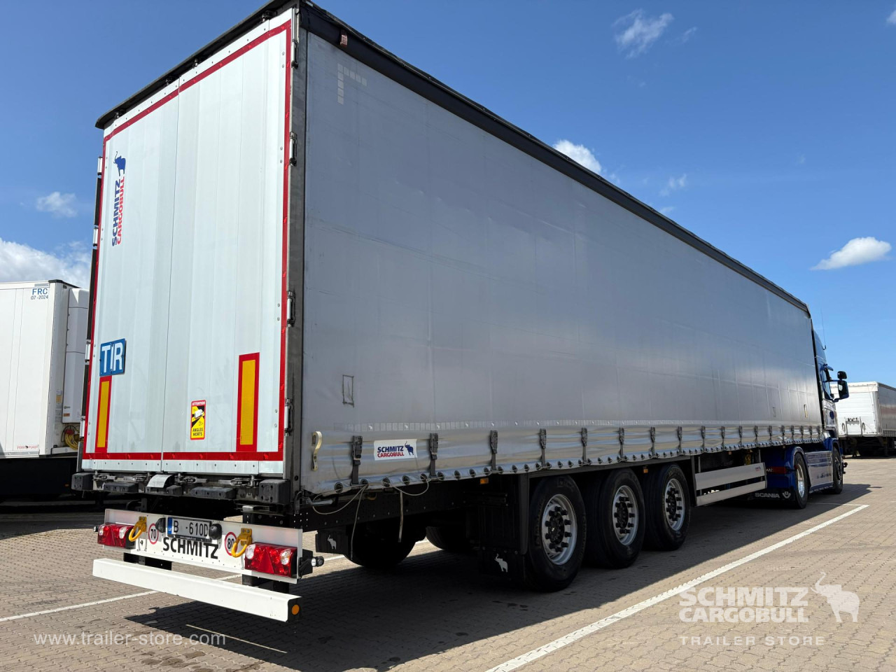 SCHMITZ Curtainsider Standard - Tentinė puspriekabė: foto 1 SCHMITZ Curtainsider Standard - Tentinė puspriekabė: foto 1