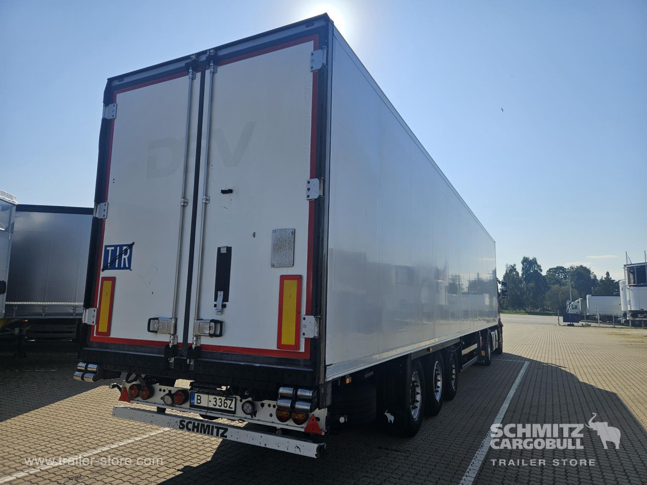 SCHMITZ Reefer Standard Double deck - Izoterminis puspriekabė: foto 1 SCHMITZ Reefer Standard Double deck - Izoterminis puspriekabė: foto 1