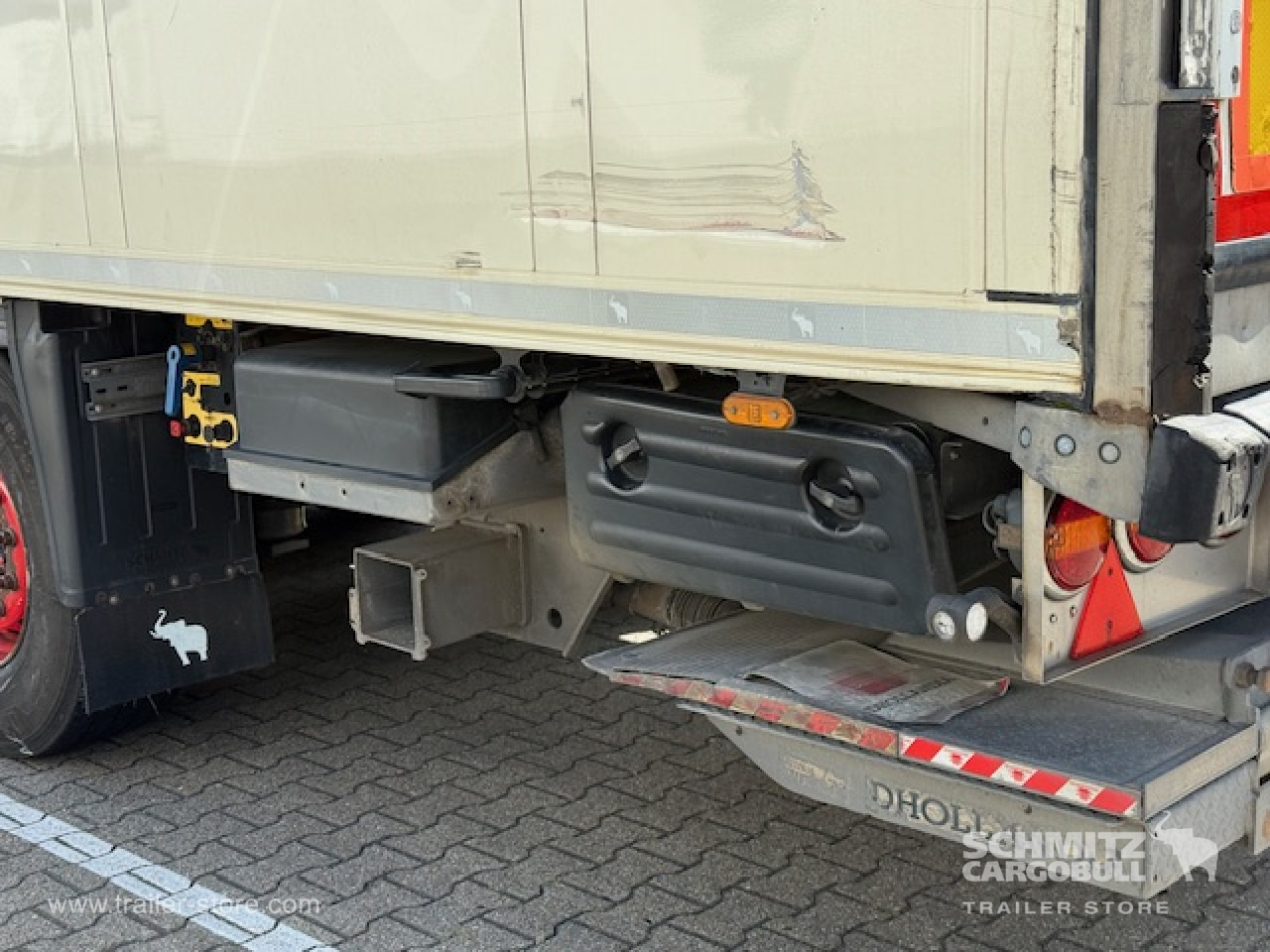 SCHMITZ Oplegger Vries Multitemp Taillift - Izoterminis puspriekabė: foto 4 SCHMITZ Oplegger Vries Multitemp Taillift - Izoterminis puspriekabė: foto 4